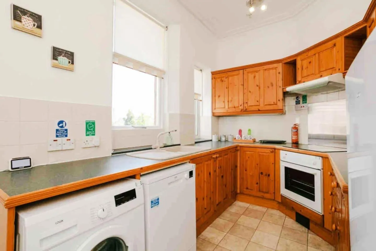 Summit West End Elegant 1 Bed Flat Free Parking Daire Aberdeen 0*,  Birleşik Krallık