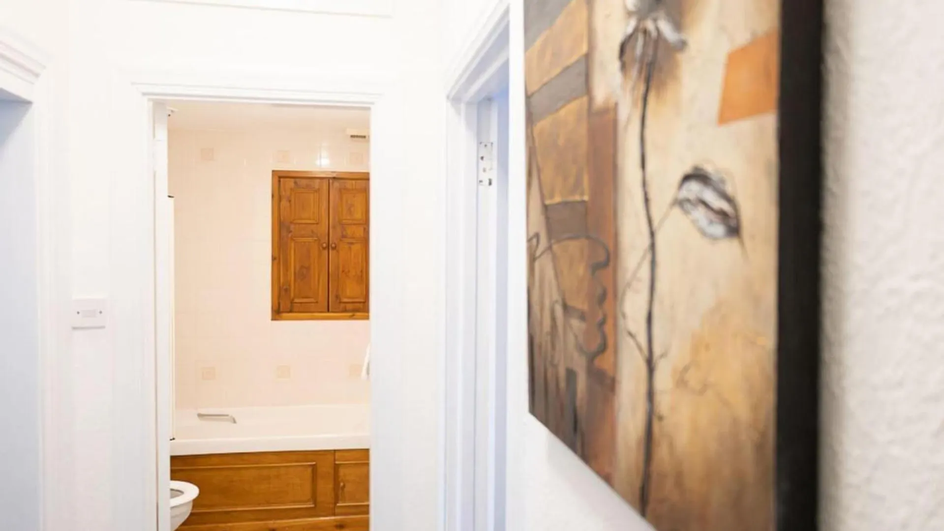 Summit West End Elegant 1 Bed Flat Free Parking Daire Aberdeen 0*,  Birleşik Krallık